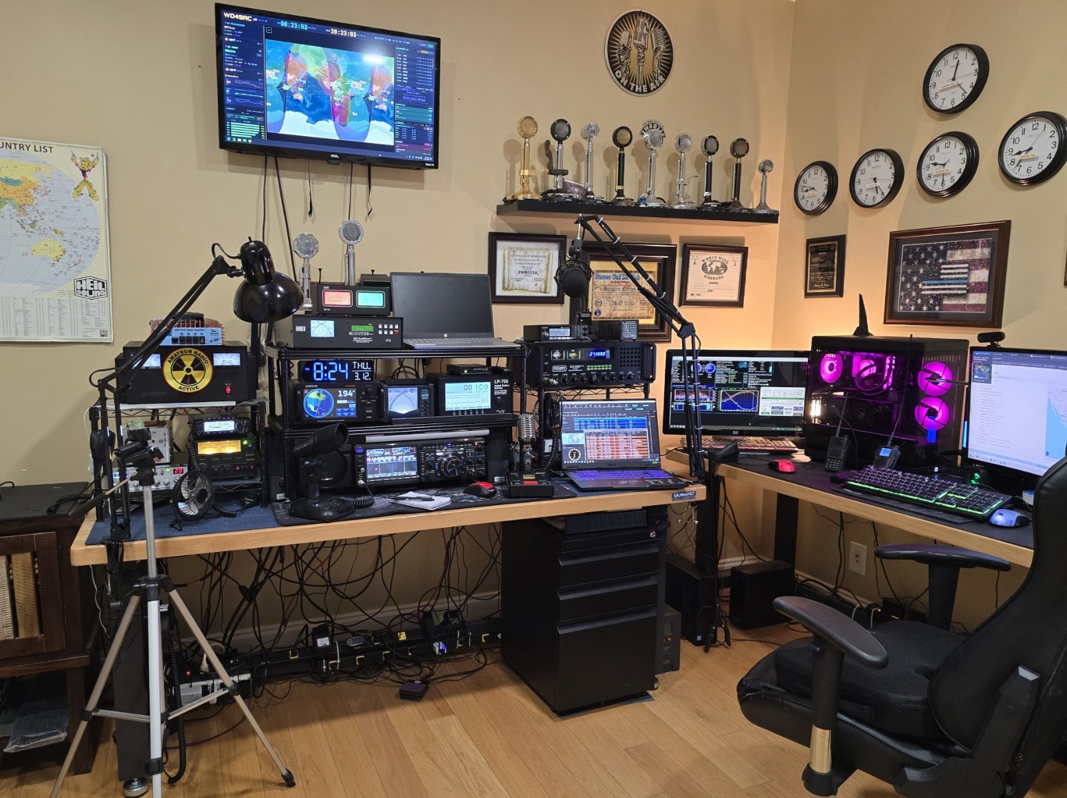 WD4SRC radio room 